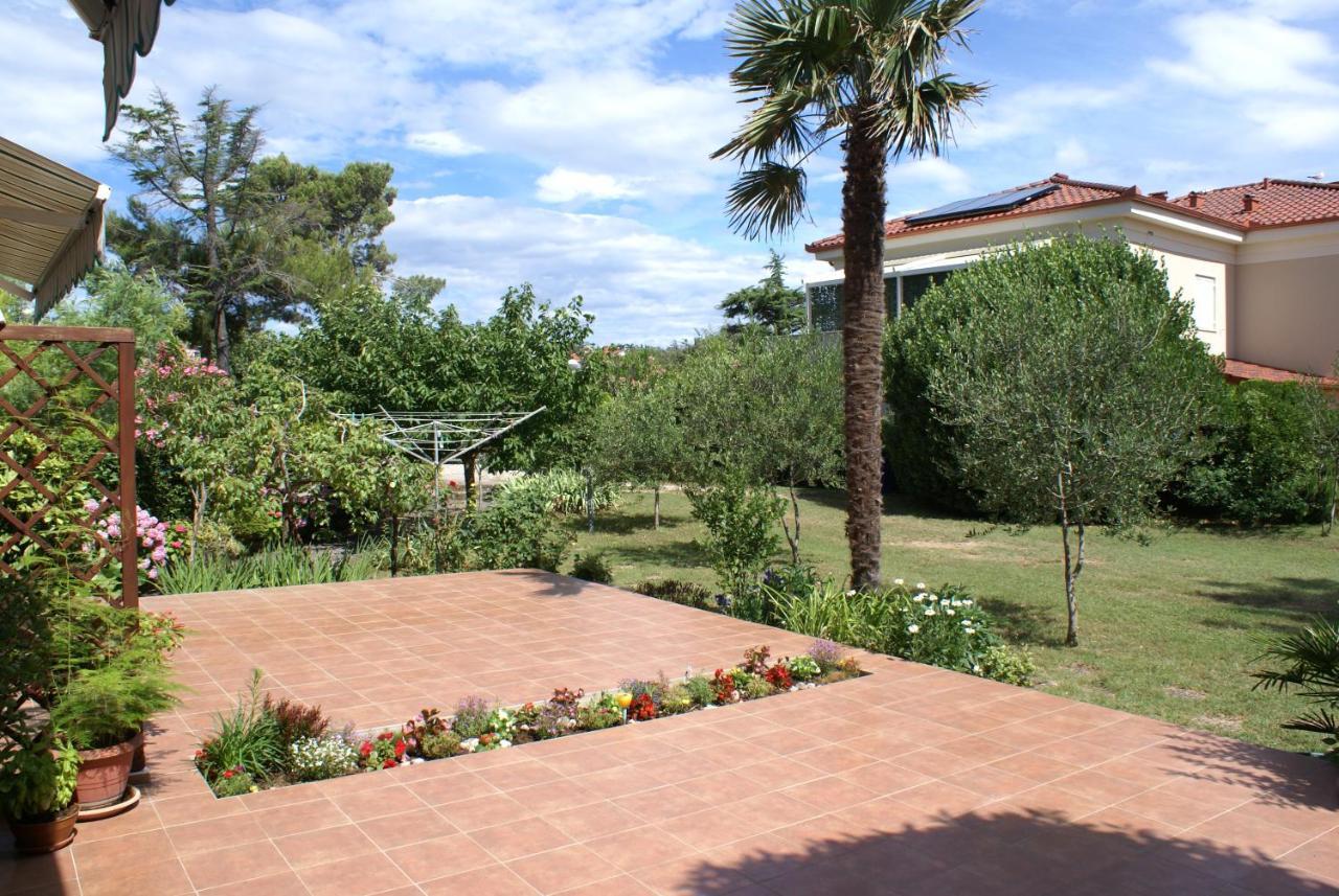 Apartments Dubravka 克尔克 外观 照片